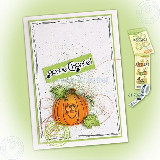 Image sur Pumpkin on splatter background